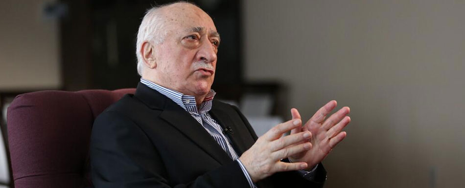 Fethullah Gülen zaprzecza swoim rzekomym powiązaniom ze śledztwem korupcyjnym w Turcji