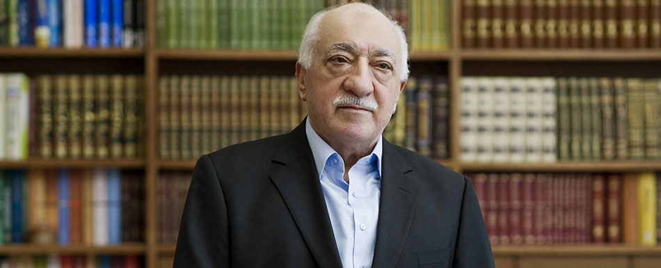 What does Fethullah Gülen own? How does he support himself financially?