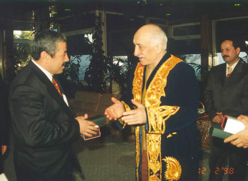 With a Kyrghiz panel paying a visit to Gülen in 1998