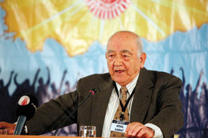 Professor Kemal Karpat