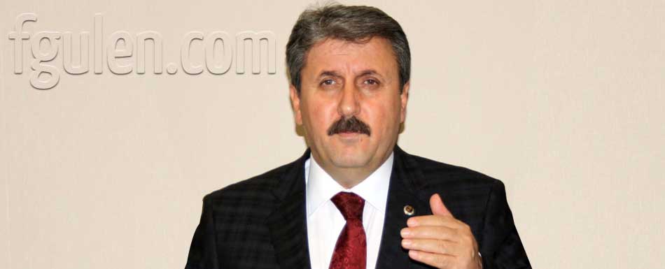 Fethullah Gülen Hocaefendi'den Mustafa Destici'ye geçmiş olsun mesajı